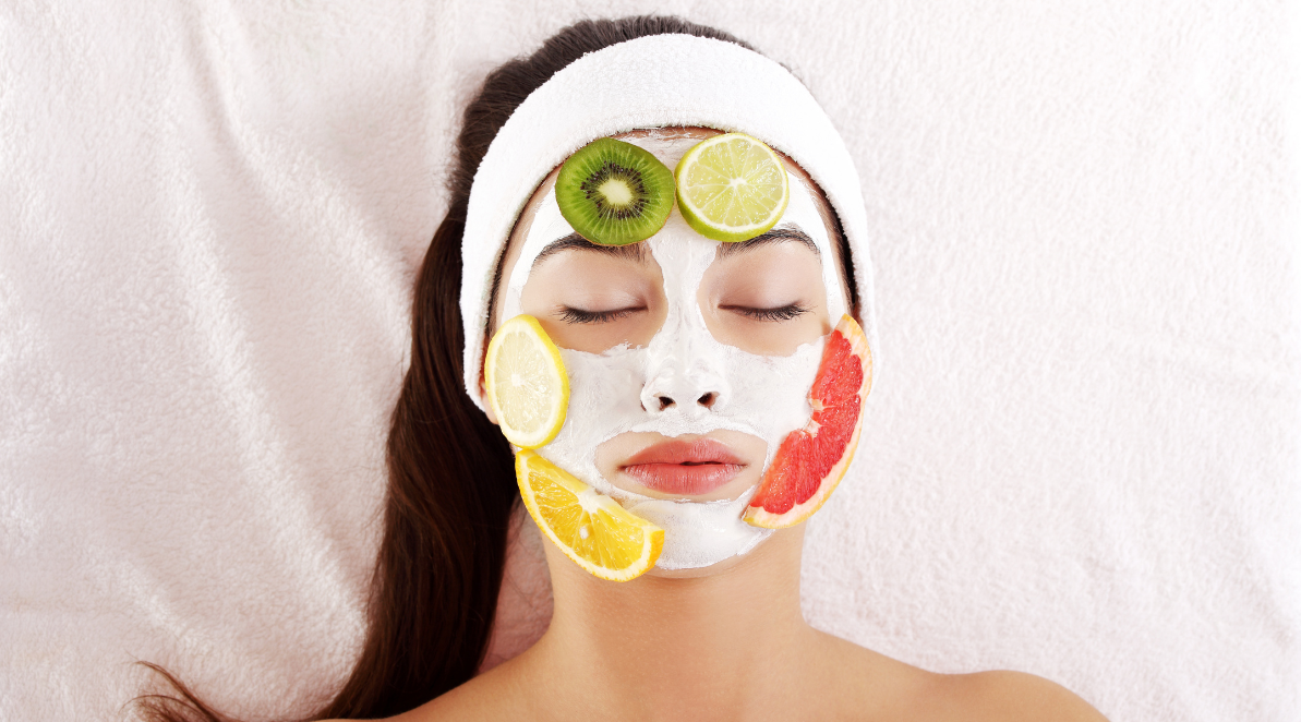 DIY WINTER FACE MASKS: AT-HOME REMEDIES TO HYDRATE AND BRIGHTEN YOUR SKIN